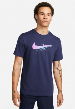 Спортивная футболка TEE HERITAGE , цвет midnight navy Nike