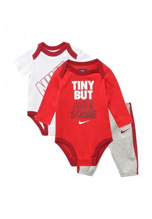 Комплект для новорожденного Nike. Цвет: разноцветный