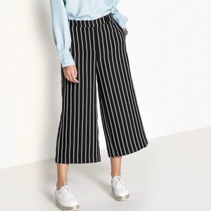 Юбка-брюки прямая с рисунком, длина миди, 3/4 VERO MODA. Цвет: в полоску черный,черный в белую полоску
