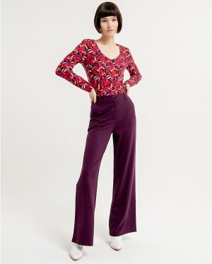 Женские широкие расклешенные брюки со складками , фиолетовый Surkana. Цвет: фиолетовый