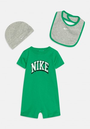 Кепка Romper Hat Bib Set , цвет stadium green Nike