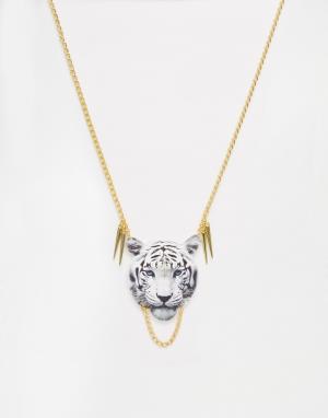 Ожерелье с подвеской в виде головы тигра Suzywan DELUXE. Цвет: белый