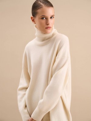 Свитер Cool Wool от Present & Simple. Цвет: молочный