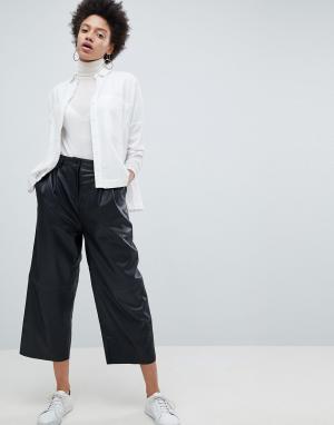 Кожаные укороченные брюки с широкими штанинами Femme-Черный Selected
