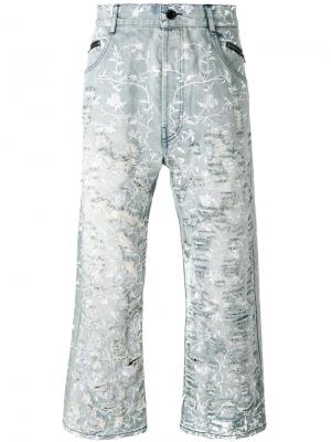 Рваные джинсы с цветочным узором Unconditional. Цвет: синий