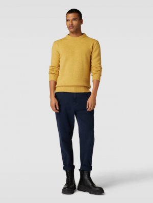 Вязаный свитер с круглым вырезом модель ГЕМО , желтый Minimum. Цвет: желтый