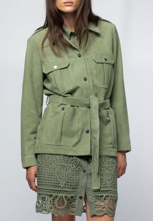 Куртка MAX&MOI. Цвет: зеленый