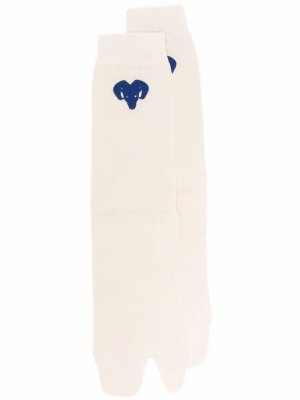 Носки Tabi с вышивкой Maison Margiela. Цвет: бежевый