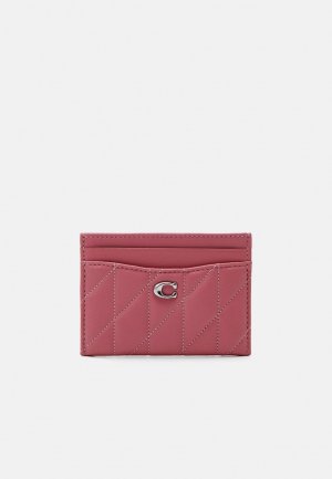 Кошелек ESSENTIAL QUILTED PILLOW CARD CASE , цвет pink Coach