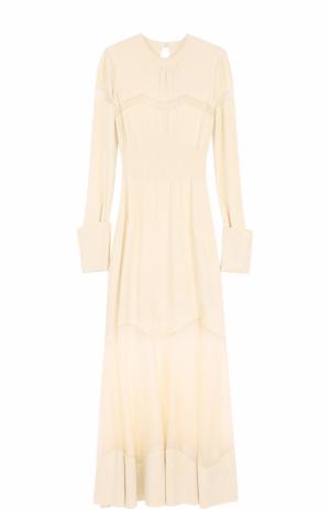 Вязаное платье-макси с прозрачными вставками Alexander McQueen. Цвет: кремовый