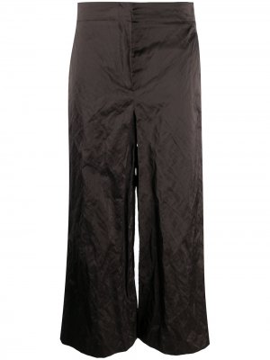 Укороченные брюки с жатым эффектом Odeeh. Цвет: серый