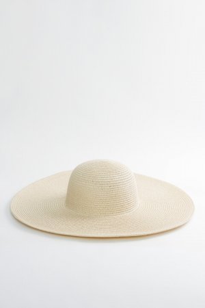 Шляпа соломенная плетеная с широкими полями befree. Цвет: бежевый
