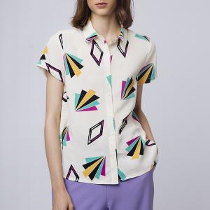 Блузка с графическим рисунком и короткими рукавами COMPANIA FANTASTICA. Цвет: экрю