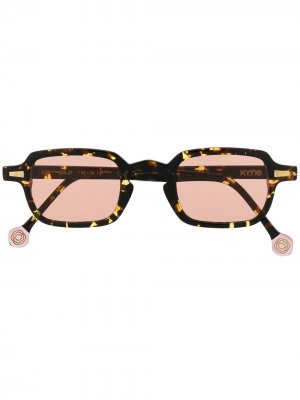 Солнцезащитные очки Gigi в прямоугольной оправе KYme. Цвет: коричневый