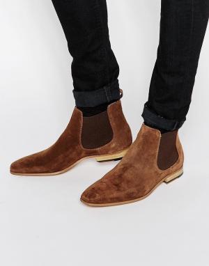 Falconer Suede Chelsea Boots PS by Paul Smith. Цвет: коричневый
