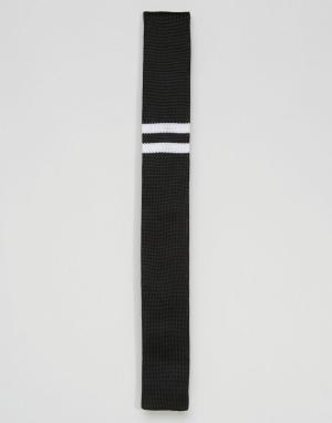 Трикотажный галстук в полоску Minimum. Цвет: черный