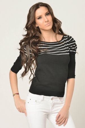 Пуловер Christina Dea. Цвет: черный