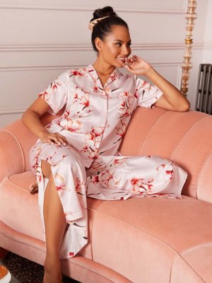 Пижама с восточным цветочным принтом , розовая Chi London