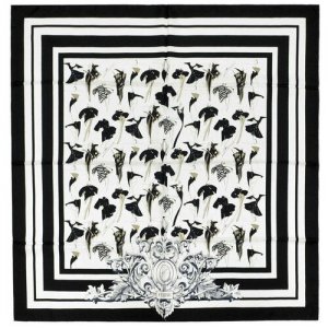 Черно-белый стильный женский платок Gianfranco Ferre 837938 GF. Цвет: белый