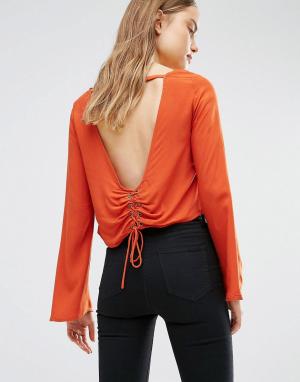 Блузка с открытой спиной и шнуровкой на талии First & I. Цвет: оранжевый