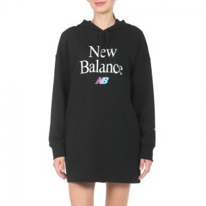 Платья New Balance. Цвет: черный