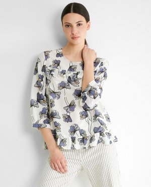 Женская блузка с французским рукавом и цветами , белый Trucco