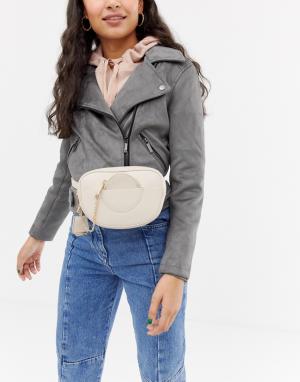 Кремовая сумка-кошелек на пояс с карманом спереди и цепочкой Glamorous. Цвет: кремовый