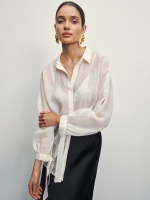 Блуза с завязками Zarina. Цвет: ваниль