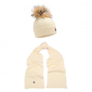 Комплект из шапки и шарфа Moncler Enfant. Цвет: белый
