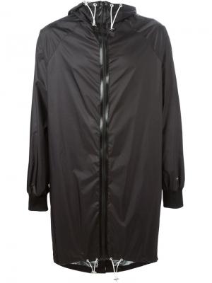 Куртки Wanda Nylon. Цвет: чёрный