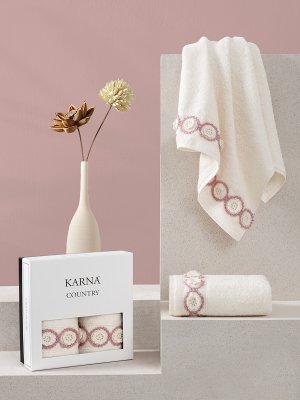 Полотенце махровое karna с вышивкой country 50x90. Цвет: молочный с розовым