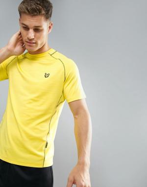 Желтая спортивная футболка с контрастной отделкой Lyle & Scott Fitness. Цвет: желтый