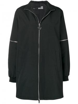 Приталенное пальто с молниями Love Moschino. Цвет: черный