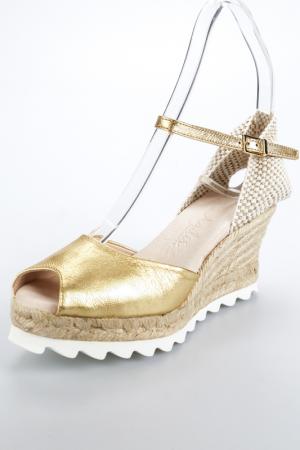 Wedge sandals AGILIS BARCELONA. Цвет: gold