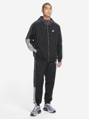 Костюм спортивный мужской Sportswear Sport Essentials, Черный, размер 44-46 Nike. Цвет: черный