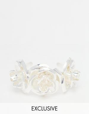 Посеребренный браслет-манжет с розами Mordekai. Цвет: серебряный