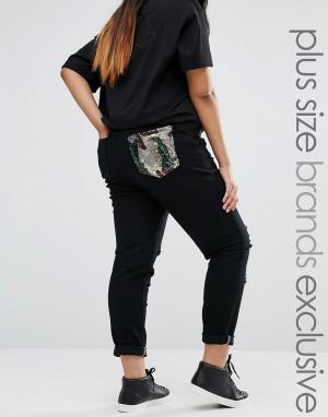 Рваные джинсы с пайетками на кармане Liquor & Poker Plus. Цвет: черный