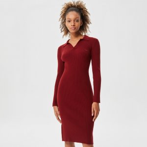 Платья и юбки Женское платье с длинным рукавом Lacoste. Цвет: бордовый