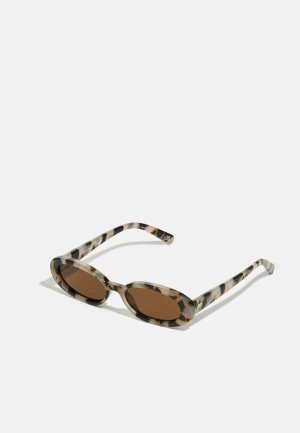 Солнцезащитные очки Outta Love , цвет cookie tort Le Specs