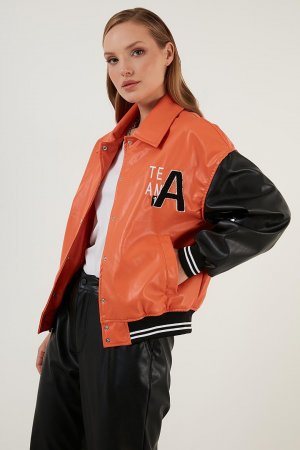 Куртка-бомбер из искусственной кожи Oversize с карманами 6230104 Lela, апельсин LELA