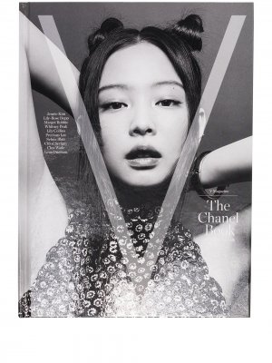 Журнал Chanel Book: Jennie V MAGAZINE. Цвет: белый