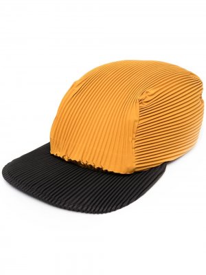 Плиссированная кепка в стиле колор-блок Homme Plissé Issey Miyake. Цвет: желтый