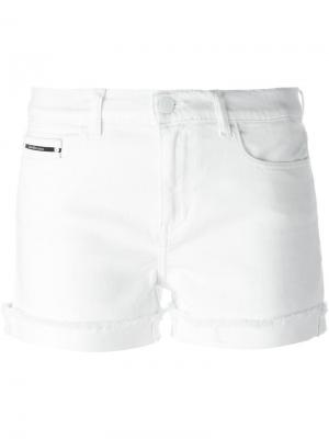 Джинсовые шорты Calvin Klein Jeans. Цвет: белый