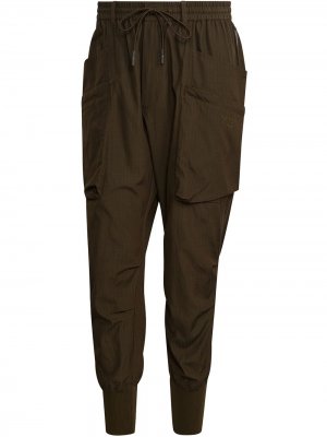 Легкие брюки из рипстопа Y-3. Цвет: зеленый