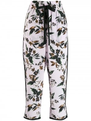 Укороченные брюки с цветочным принтом DVF Diane von Furstenberg. Цвет: розовый