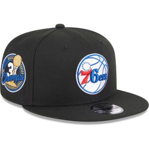 Мужская черная кепка New Era Philadelphia 76ers с памятной боковой нашивкой трехкратных чемпионов 9FIFTY Snapback