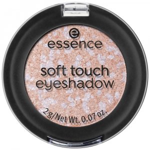 - Ультрамягкие тени для век Soft Touch Essence