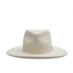 Шляпа , размер 58, белый Cocoshnick. Цвет: бежевый