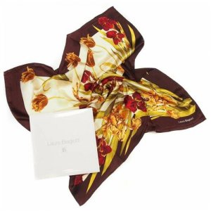 Итальянский платок в классическом цветочном дизайне 819667 Laura Biagiotti. Цвет: бежевый