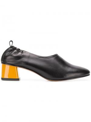 Туфли с заостренным носком и эластичной вставкой Fabio Rusconi. Цвет: черный